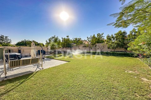 Villa à District 16, Jumeirah Village Circle, Dubai, 2 chambres, 250.1 m², № 6866 - photo 17