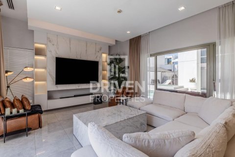 Villa in District One, Mohammed Bin Rashid City, Dubai 5 bedrooms, 961.45 sq.m. № 136152 - photo 15