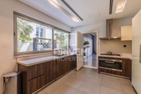 Villa in District One, Mohammed Bin Rashid City, Dubai 5 bedrooms, 961.45 sq.m. № 136152 - photo 16