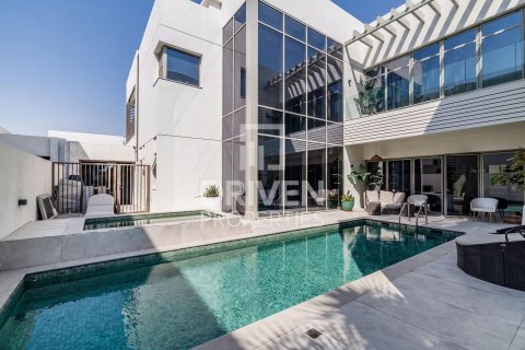 Villa in District One, Mohammed Bin Rashid City, Dubai 5 bedrooms, 961.45 sq.m. № 136152