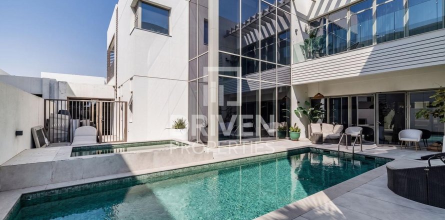 Villa in District One, Mohammed Bin Rashid City, Dubai 5 bedrooms, 961.45 sq.m. № 136152