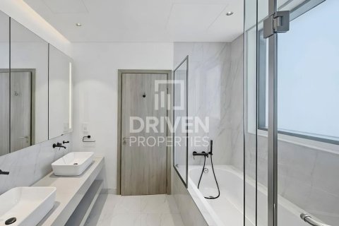 Villa in District One, Mohammed Bin Rashid City, Dubai 4 bedrooms, 289.49 sq.m. № 136149 - photo 2
