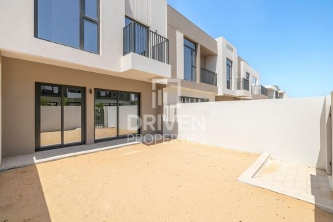 Вилла в EMAAR South, Dubai South (Dubai World Central), Дубай, 3 спальни, 144.28м², № 136150
