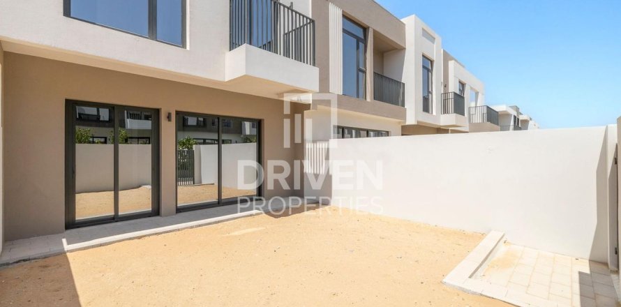 Вилла в EMAAR South, Dubai South (Dubai World Central), Дубай, 3 спальни, 144.28м², № 136150