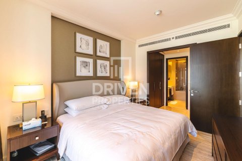 Apartamento en The Address Residence Fountain Views, Downtown Dubai (Downtown Burj Dubai), Dubai, 1 dormitorio, 78.04 m², № 136147 - foto 8