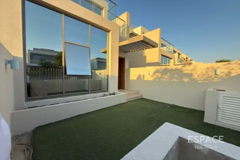 Villa à Al Furjan, Dubai, 4 chambres, 179 m², № 71195 - photo 16