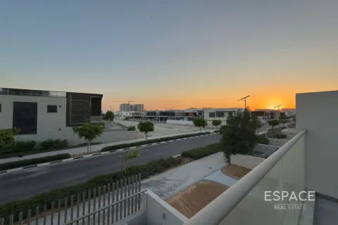 Villa à Al Furjan, Dubai, 4 chambres, 179 m², № 71195 - photo 12