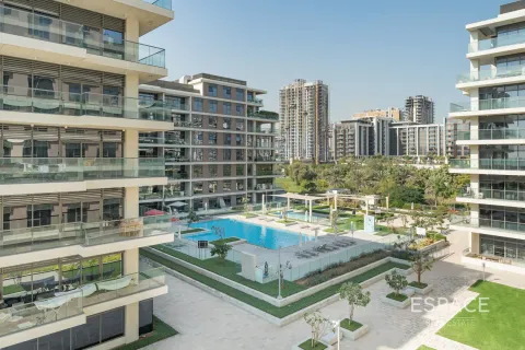 Apartment in Dubai Hills Estate, Dubai 3 bedrooms, 181 sq.m. № 71196 - photo 1