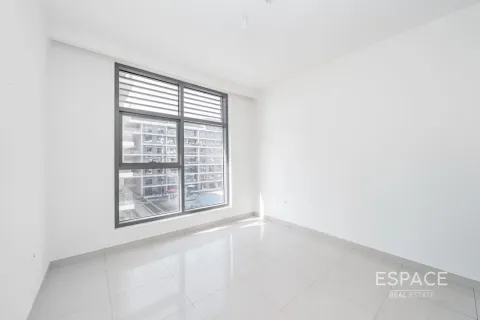 Apartment in Dubai Hills Estate, Dubai 3 bedrooms, 181 sq.m. № 71196 - photo 9