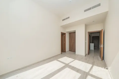 Villa in Al Furjan, Dubai 4 bedrooms, 152 sq.m. № 71194 - photo 11