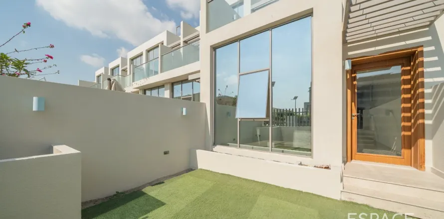 فيلا في Al Furjan, دبي 4 غرف نوم, 152 م² رقم 71194