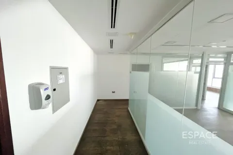 Снять в аренду офис в Джумейра Лейк Тауэрс, Дубай: 89м², № 71192 - фото 5