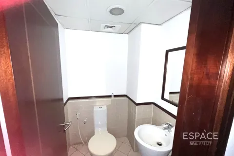 Снять в аренду офис в Джумейра Лейк Тауэрс, Дубай: 89м², № 71192 - фото 16