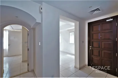 Villa in Springs 11, The Springs, Dubai 2 bedrooms, 167 sq.m. № 61845 - photo 3