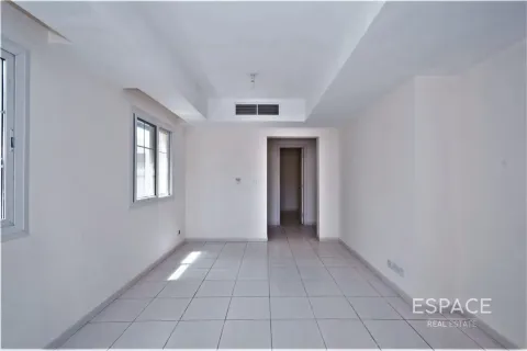 Villa à Springs 11, The Springs, Dubai, 2 chambres, 167 m², № 61845 - photo 2