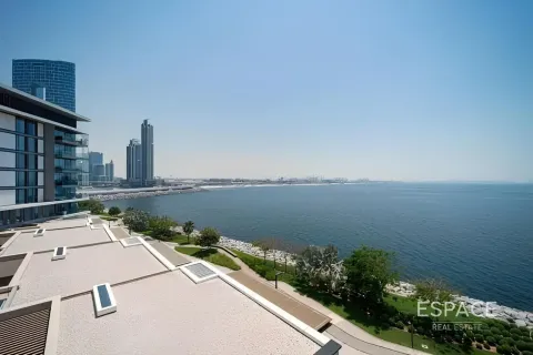 Apartment in Bluewaters, Dubai 2 bedrooms, 148 sq.m. № 61841 - photo 1