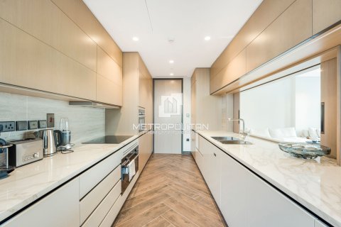 Apartamento en Zabeel, Dubai, 2 dormitorios, 187 m², № 14991 - foto 1