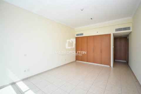Apartment in Jumeirah Lake Towers, Dubai 2 bedrooms, 183 sq.m. № 14996 - photo 24