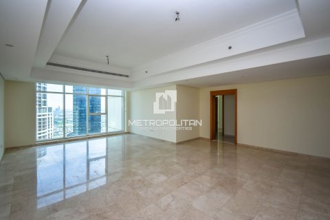 Apartment in Jumeirah Lake Towers, Dubai 2 bedrooms, 183 sq.m. № 14996 - photo 4