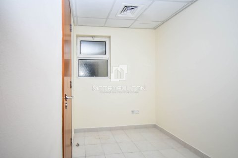 Apartment in Jumeirah Lake Towers, Dubai 2 bedrooms, 183 sq.m. № 14996 - photo 16
