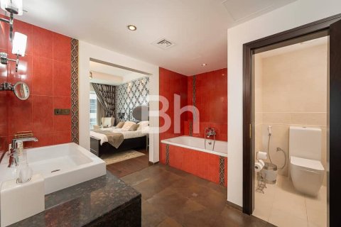 Apartment in Dubai Marina, Dubai 3 bedrooms, 361 sq.m. № 56937 - photo 13