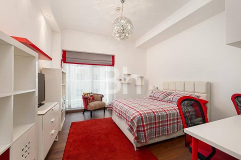 Apartment in Dubai Marina, Dubai 3 bedrooms, 361 sq.m. № 56937 - photo 9