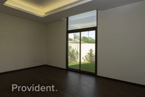 Villa in Meydan, Dubai 5 bedrooms № 2916 - photo 2
