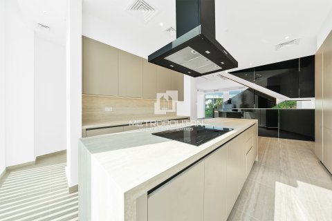 Villa in Al Barari, Dubai 4 bedrooms, 180 sq.m. № 73551 - photo 14