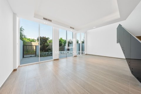 Villa in Al Barari, Dubai 4 bedrooms, 180 sq.m. № 73551 - photo 6