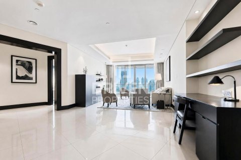 Apartamento en Downtown Dubai (Downtown Burj Dubai), Dubai, 2 dormitorios, 171.68 m², № 142516 - foto 3
