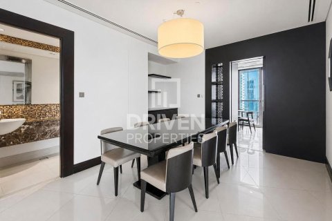 Apartamento en Downtown Dubai (Downtown Burj Dubai), Dubai, 2 dormitorios, 171.68 m², № 142516 - foto 5