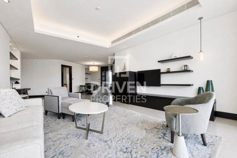 Apartamento en Downtown Dubai (Downtown Burj Dubai), Dubai, 2 dormitorios, 171.68 m², № 142516 - foto 2
