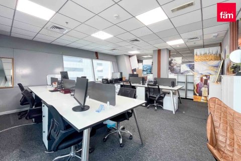 Office in Business Bay, Dubai 229.9 sq.m. № 64111 - photo 5