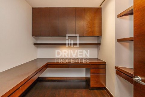Apartamento en Downtown Dubai (Downtown Burj Dubai), Dubai, 2 dormitorios, 152 m², № 86611 - foto 5