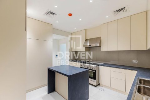 Villa à Palm Jumeirah, Dubai, 5 chambres, 682 m², № 86631 - photo 10