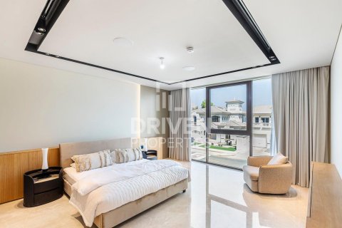 Villa à Palm Jumeirah, Dubai, 5 chambres, 682 m², № 86631 - photo 17