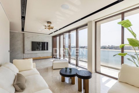 Villa à Palm Jumeirah, Dubai, 5 chambres, 682 m², № 86631 - photo 22