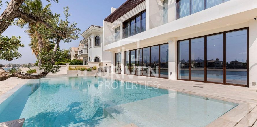 Villa à Palm Jumeirah, Dubai, 5 chambres, 682 m², № 86631