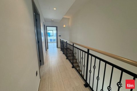 Снять в аренду виллу в Дубае: 4 спальни, 144м², № 89389 - фото 12