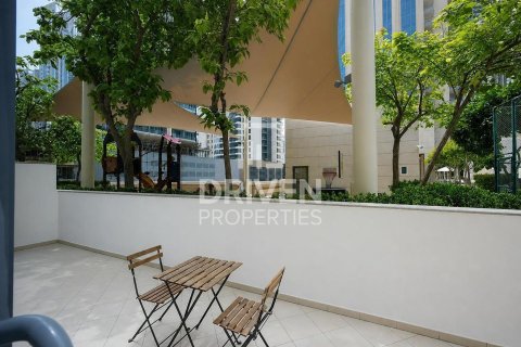 Apartment in Claren Towers, Downtown Dubai (Downtown Burj Dubai), Dubai 1 bedroom, 90.58 sq.m. № 136678 - photo 17