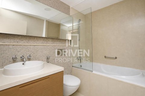 Apartment in Claren Towers, Downtown Dubai (Downtown Burj Dubai), Dubai 1 bedroom, 90.58 sq.m. № 136678 - photo 14