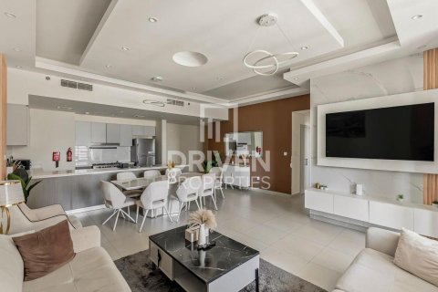 Appartement à Forte, Downtown Dubai (Downtown Burj Dubai), Dubai, 3 chambres, 160.07 m², № 129757 - photo 10