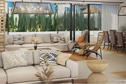 Снять в аренду таунхаус в Дубае: 4 спальни, 144.5м², № 97677 - фото 5