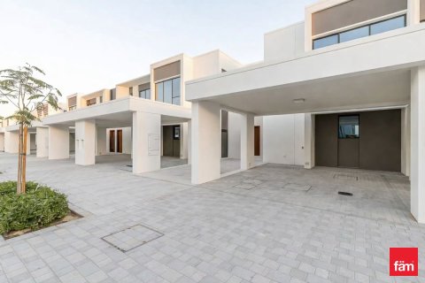 Villa en Dubai, 3 dormitorios, 174 m², № 97668 - foto 21