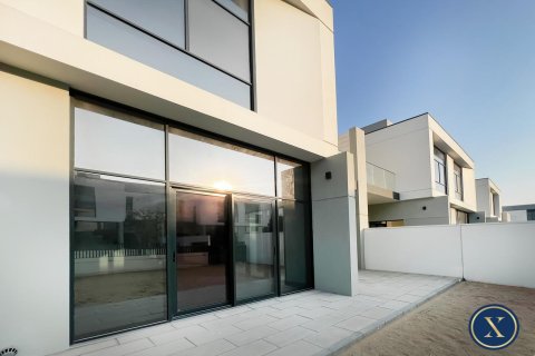 Townhouse in Murooj Al Furjan, Al Furjan, Dubai 3 bedrooms, 255 sq.m. № 46339 - photo 7