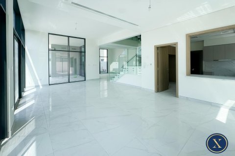 Villa in Murooj Al Furjan, Al Furjan, Dubai 5 bedrooms, 425 sq.m. № 46340 - photo 17