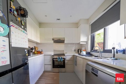 Villa in Dubai Hills Estate, Dubai 3 bedrooms, 193.4 sq.m. № 60324 - photo 4