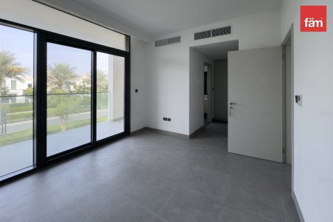 Villa in Dubai 4 bedrooms, 252.1 sq.m. № 86056 - photo 5