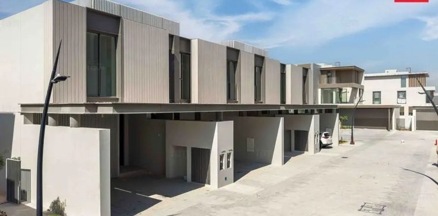 Adosado en Dubai, 3 dormitorios, 182.1 m², № 86054