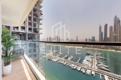 Apartment in EMAAR Beachfront, Dubai Harbour, Dubai 2 bedrooms, 111 sq.m. № 46638 - photo 1